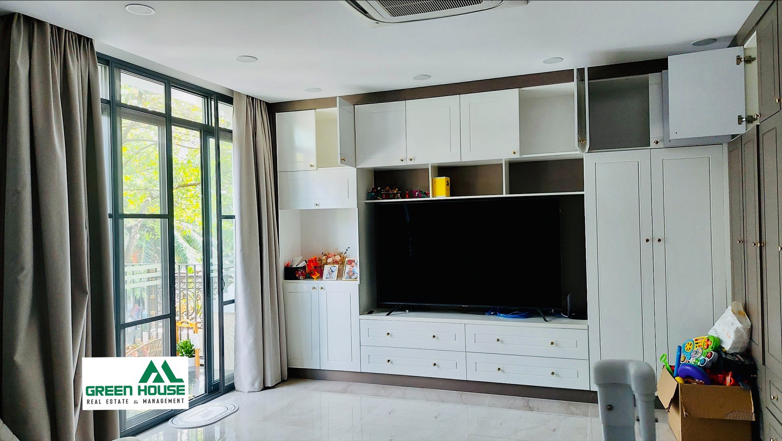 Cần Bán Biệt Thự Nam Thông 3 Đường Lớn Phú Mỹ Hưng 1