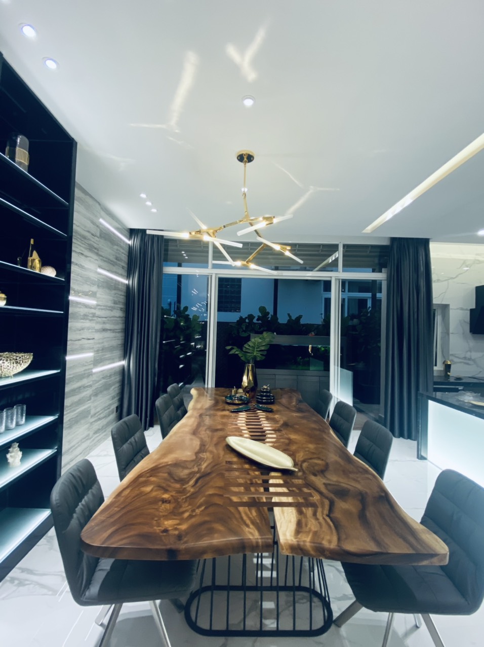 BIỆT THỰ NAM THÔNG PHÚ MỸ HƯNG CẦN BÁN  1