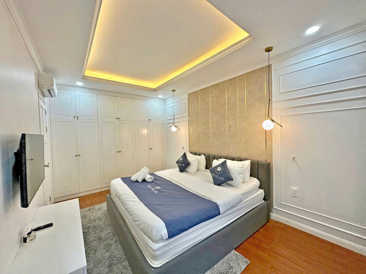 Cho thuê biệt thự Nguyễn Văn Linh, Quận 7 thiết kế 5 phòng ngủ có hồ bơi riêng nội thất cao cấp 2
