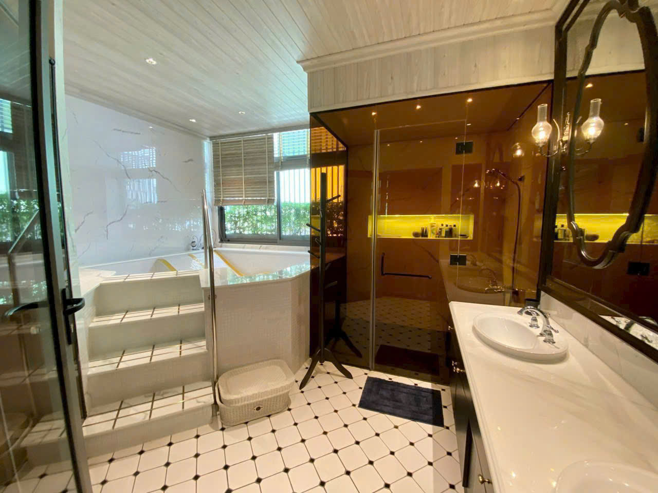 Cho thuê biệt thự Nữ Hoàng đường 25 KDC An Phú Hưng, Quận 7 view sông có 4 phòng ngủ nhà đẹp sang tr 12