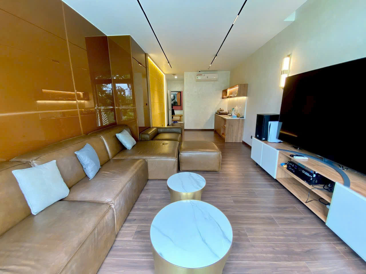 Cho thuê biệt thự Nữ Hoàng đường 25 KDC An Phú Hưng, Quận 7 view sông có 4 phòng ngủ nhà đẹp sang tr 10