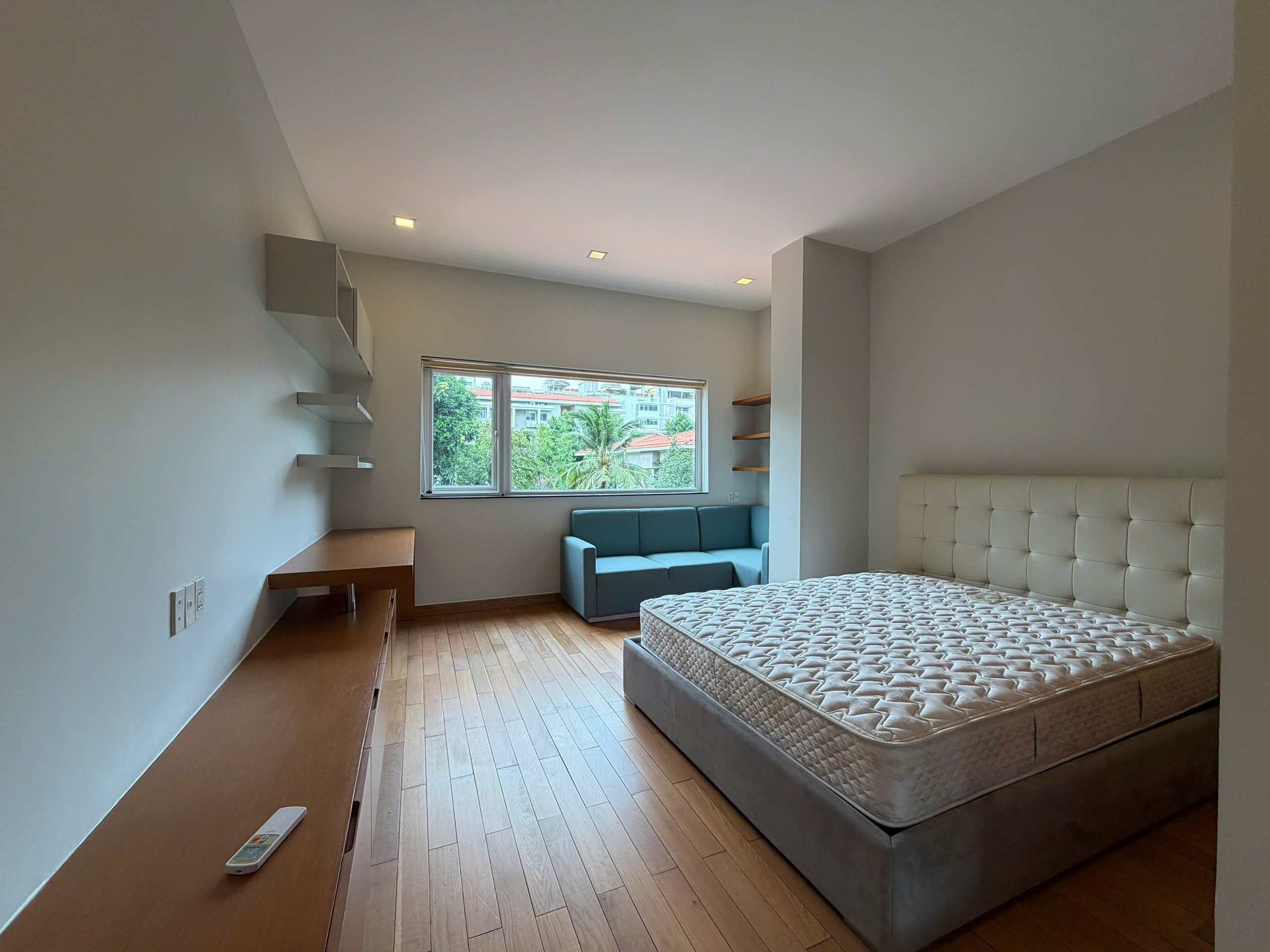 Cho thuê biệt thự Phú Gia Phú Mỹ Hưng xây trệt + lầu có 4 phòng ngủ sân vườn – 317.3m2 9