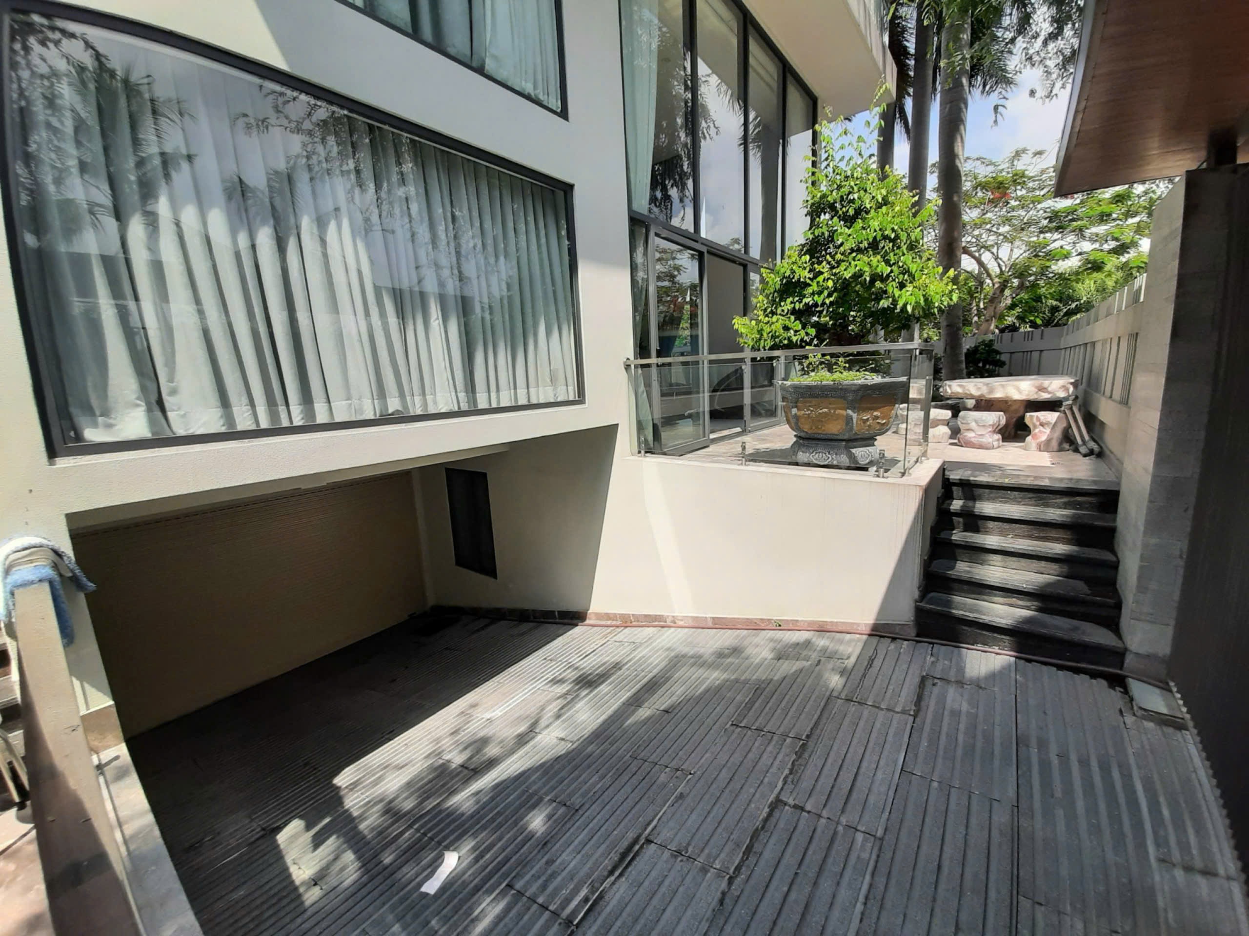 Bán biệt thự Phú Mỹ Vạn Phát Hưng, Quận 7 căn góc 2 mặt tiền view công viên 3