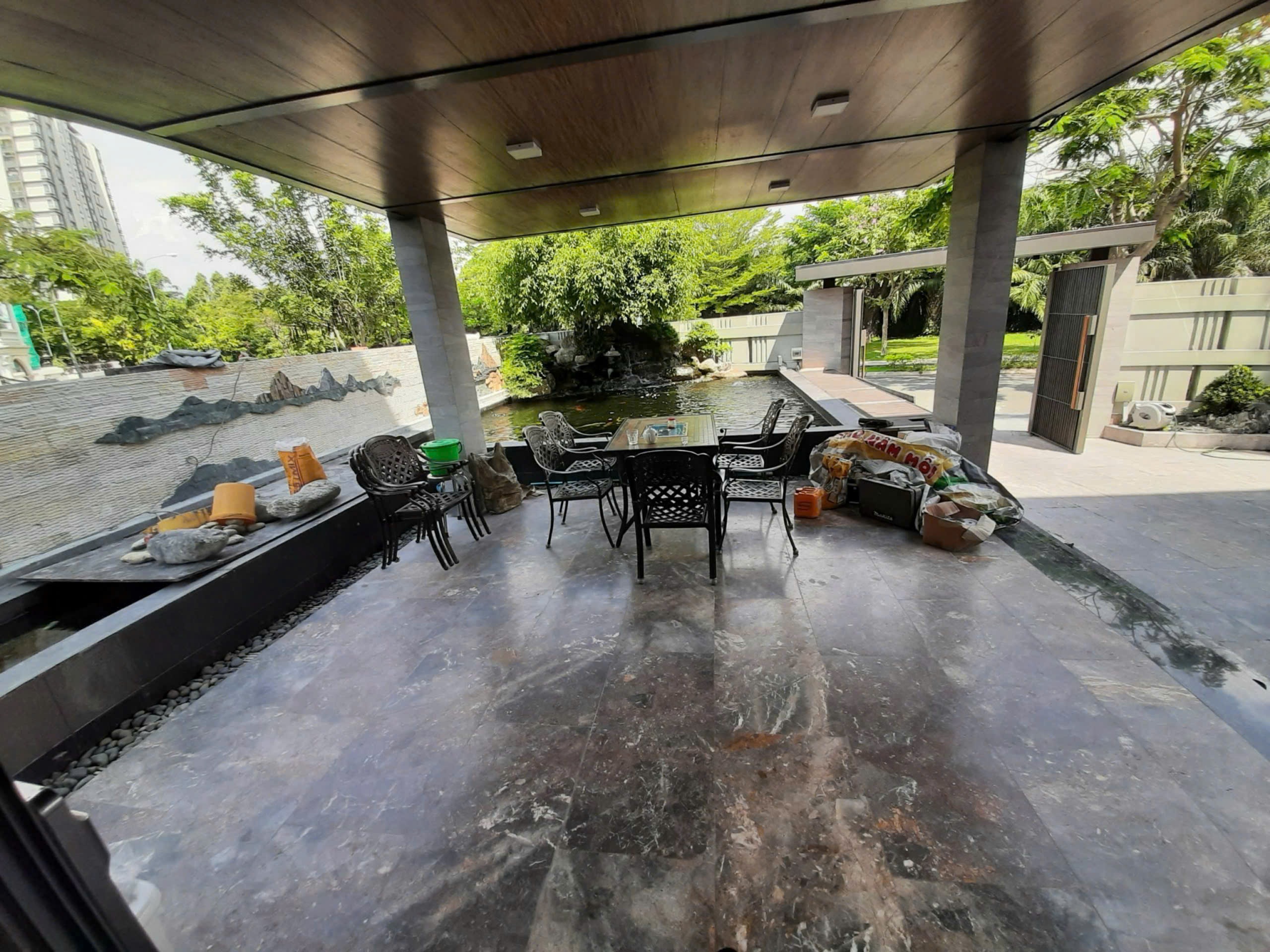 Bán biệt thự Phú Mỹ Vạn Phát Hưng, Quận 7 căn góc 2 mặt tiền view công viên 13