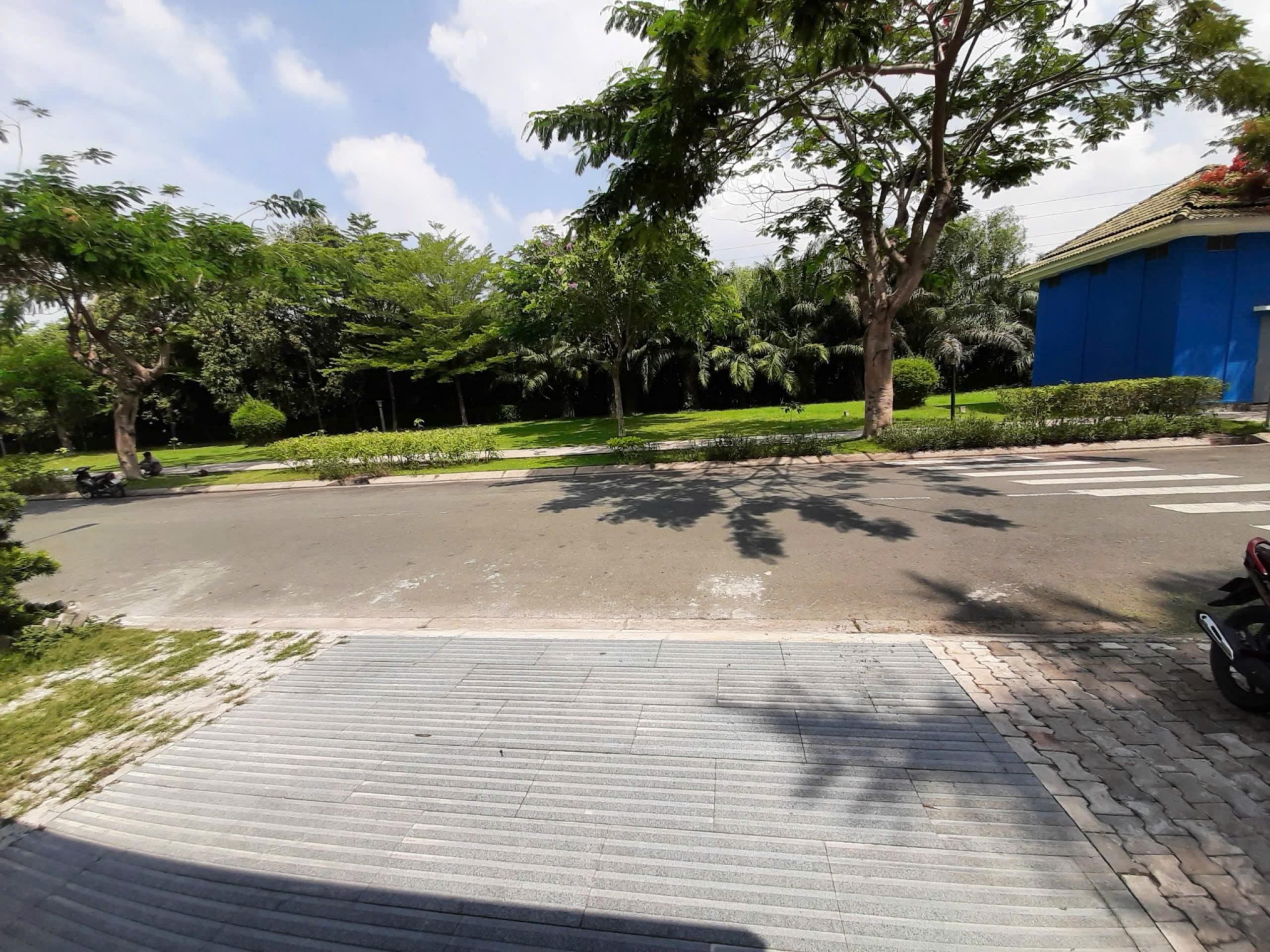 Bán biệt thự Phú Mỹ Vạn Phát Hưng, Quận 7 căn góc 2 mặt tiền view công viên 7