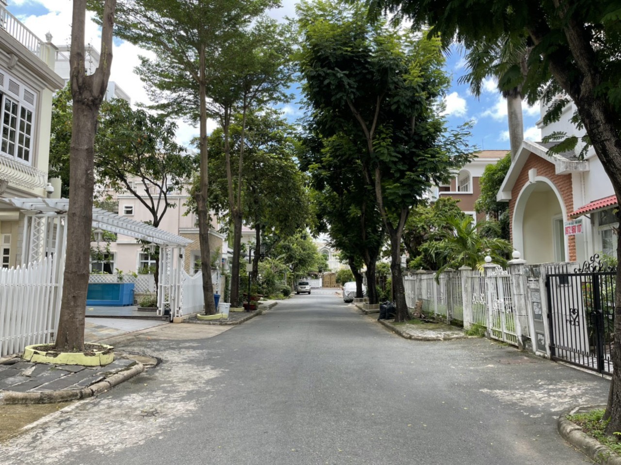 Bán biệt thự sân vườn tứ lập Mỹ Phú Phú Mỹ Hưng, Quận 7 có 5 phòng ngủ 1