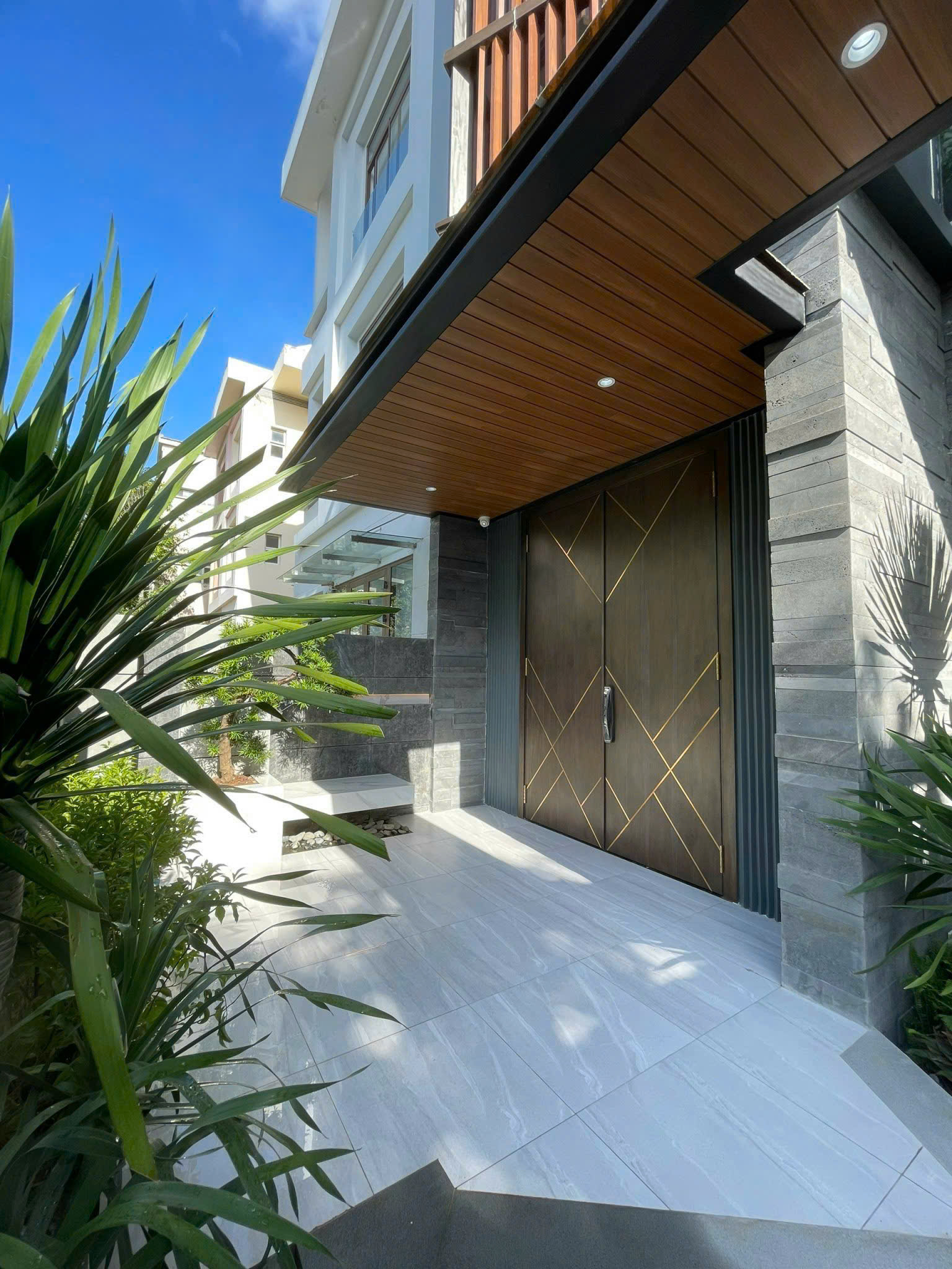 Cho thuê biệt thự song lập 110 Mỹ Hưng, Phú Mỹ Hưng xây 3 tầng sân vườn rộng có nội thất – 157.7m2 13
