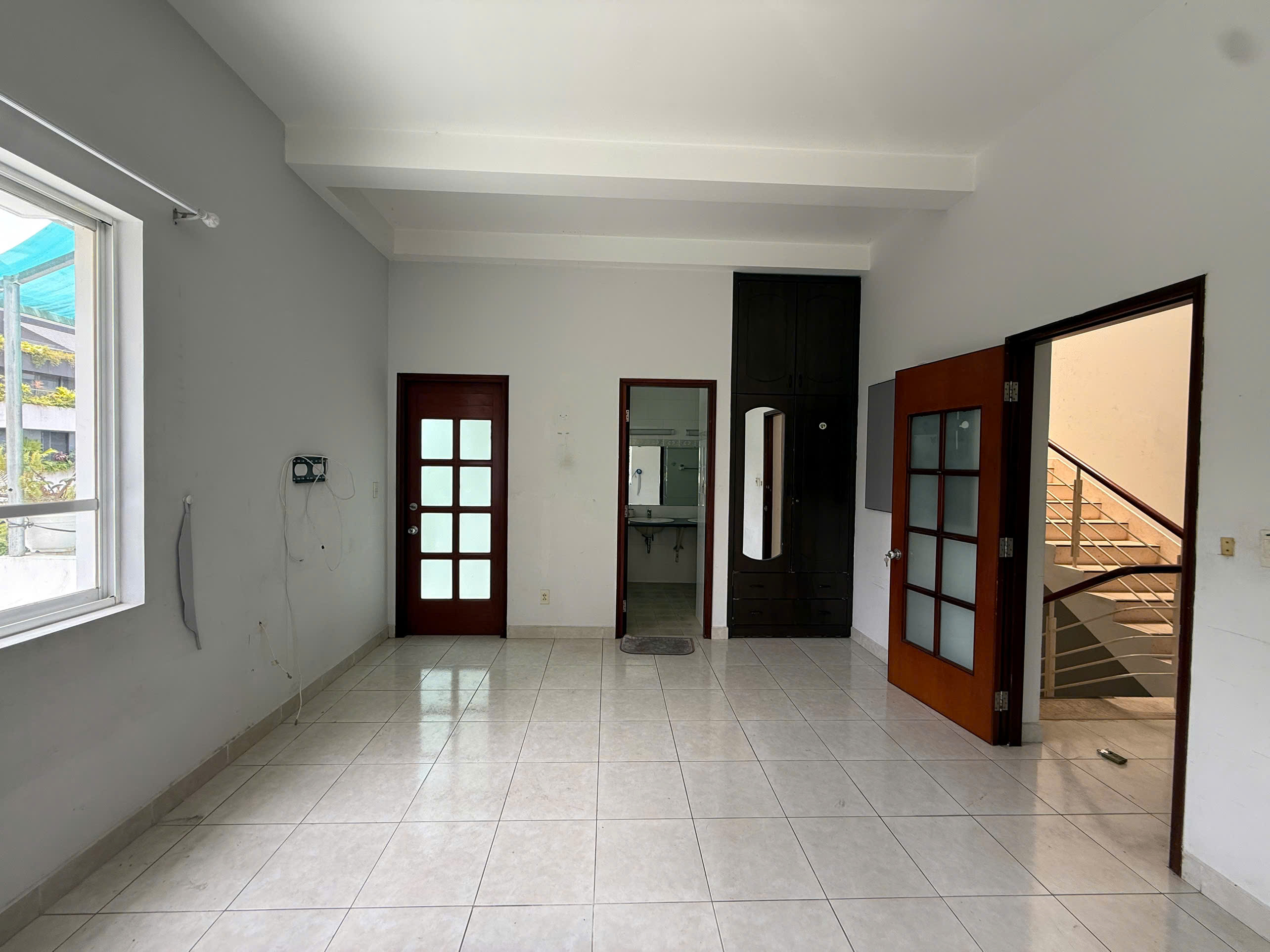 Cho thuê biệt thự song lập Mỹ Hoàng Phú Mỹ Hưng xây trệt +2 lầu mặt tiền Phạm Thái Bường – 210m2 6