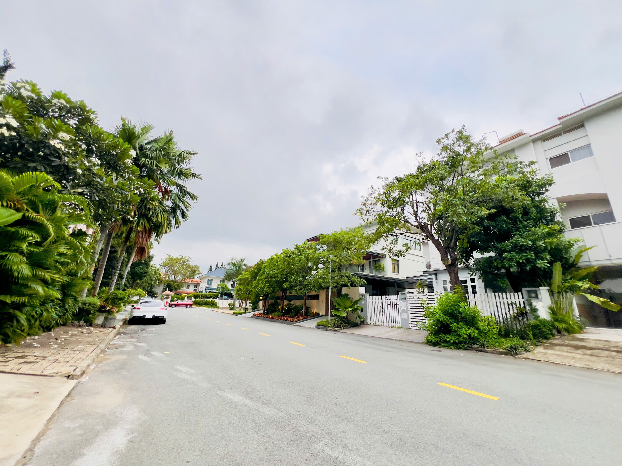 Cho thuê biệt thự song lập Mỹ Kim 1 Phú Mỹ Hưng, Quận 7 có 4 phòng ngủ – 204.25m2 3