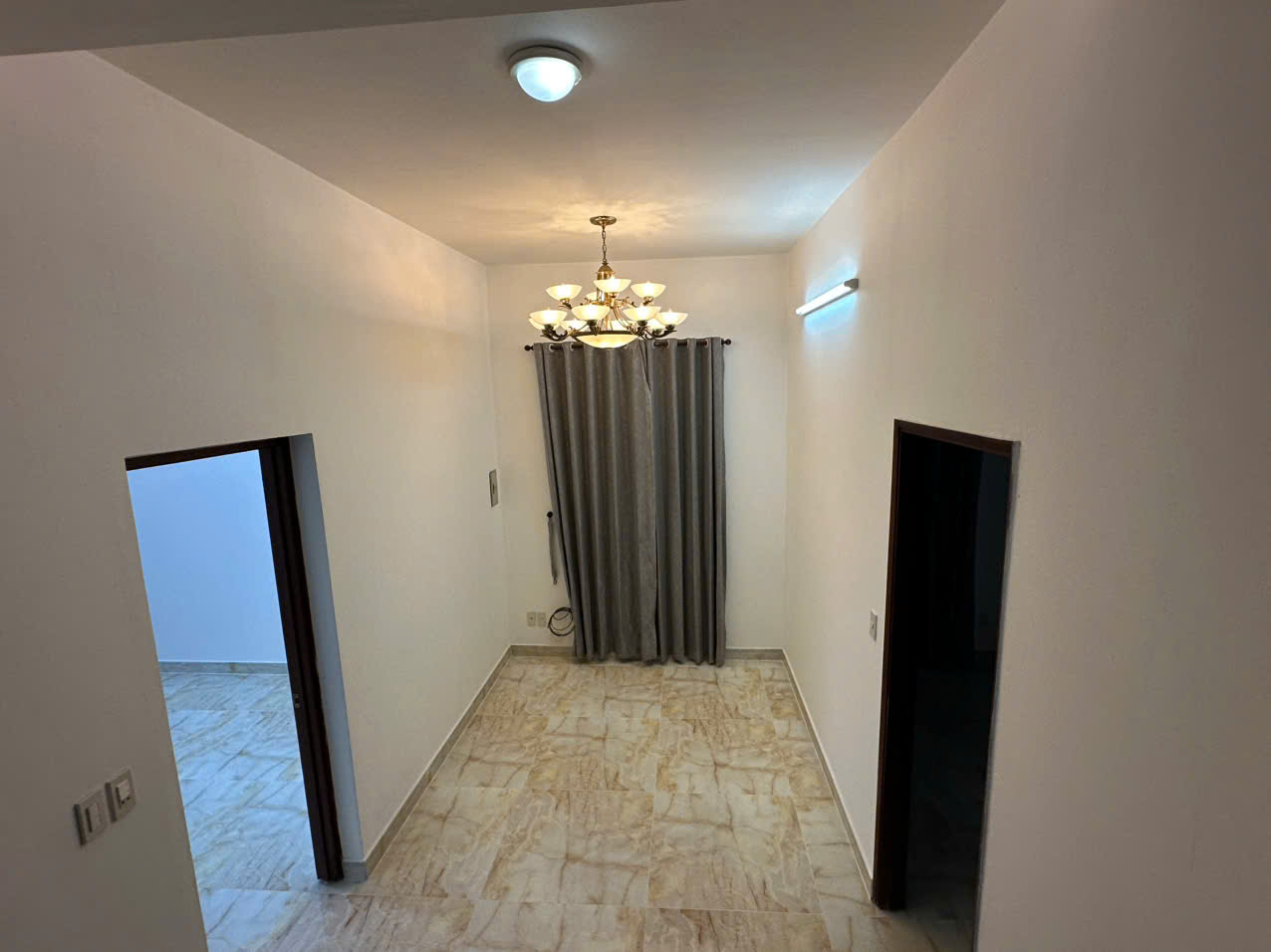 Cho thuê biệt thự song lập Mỹ Kim 2 Phú Mỹ Hưng, Quận 7 xây trệt + 2 lầu có 4 phòng ngủ 2