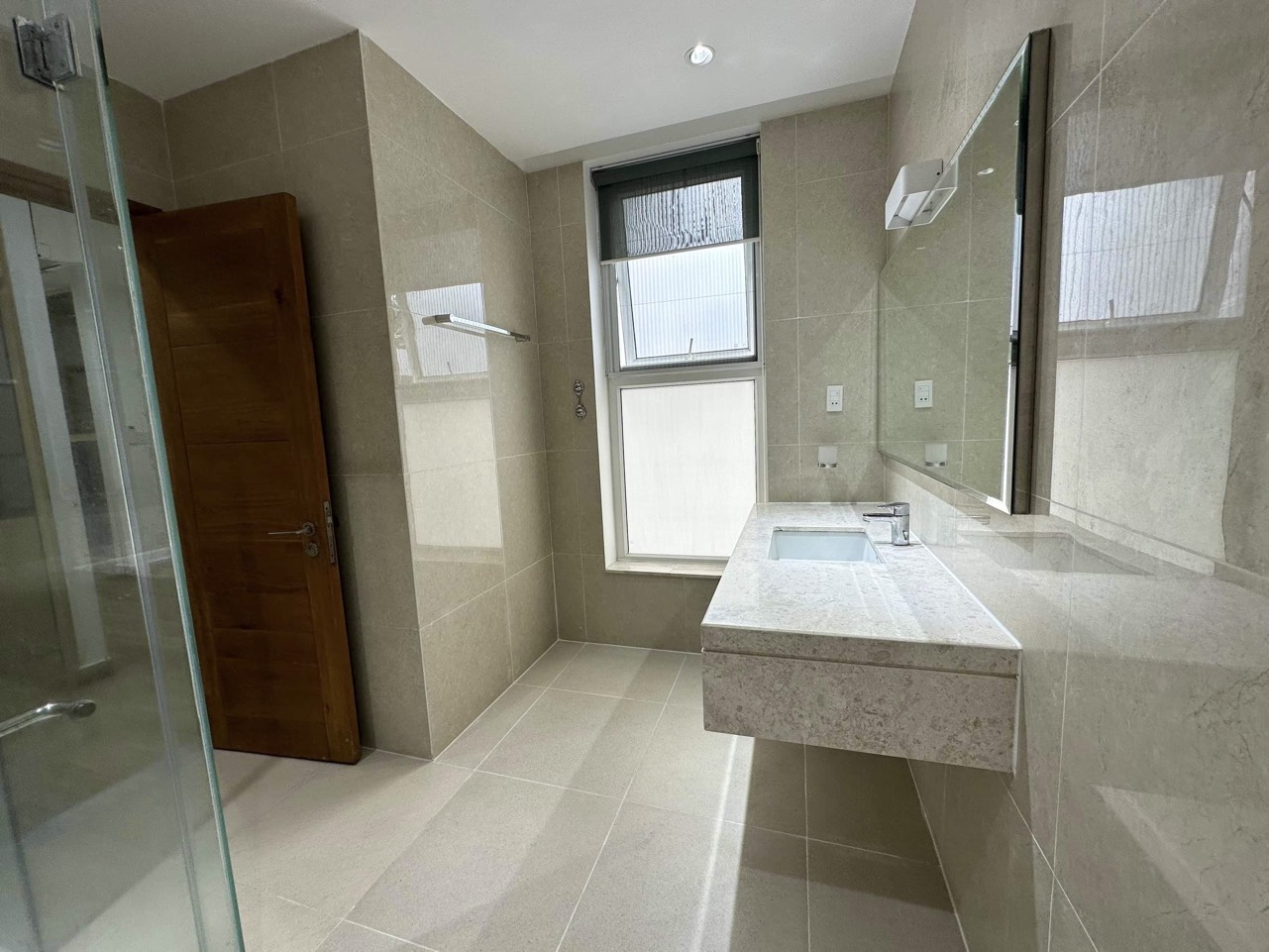 Bán biệt thự tứ lập Mỹ Gia 1 Phú Mỹ Hưng, Quận 7 có 4 phòng ngủ mặt tiền công viên 10