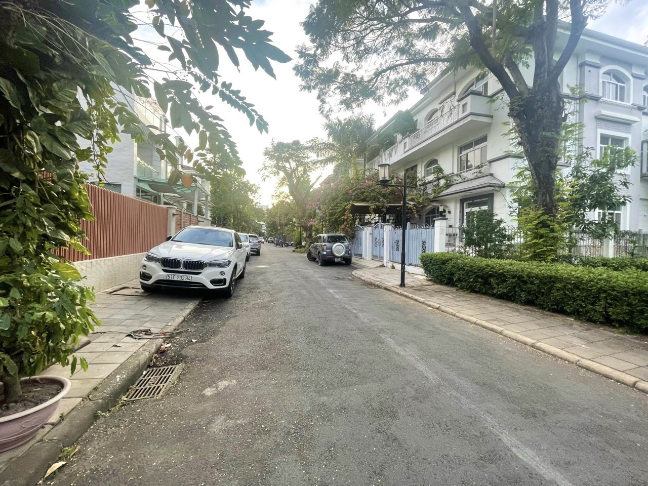 Bán biệt thự tứ lập Mỹ Gia 1 Phú Mỹ Hưng, Quận 7 có 4 phòng ngủ mặt tiền công viên 8