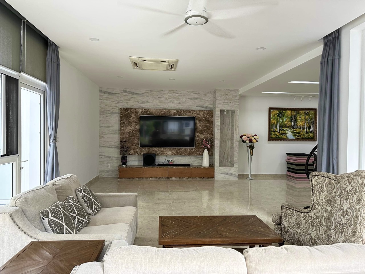 Bán biệt thự tứ lập Mỹ Gia 1 Phú Mỹ Hưng, Quận 7 có 4 phòng ngủ mặt tiền công viên 5