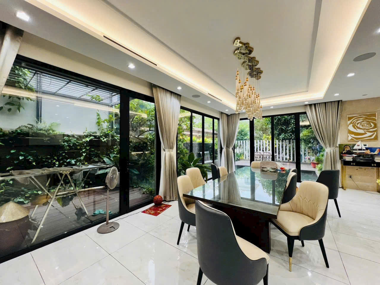 My Thai Phu My Hung quadruple villa for rent with 5 bedrooms with koi pond, garden – 256m2 2