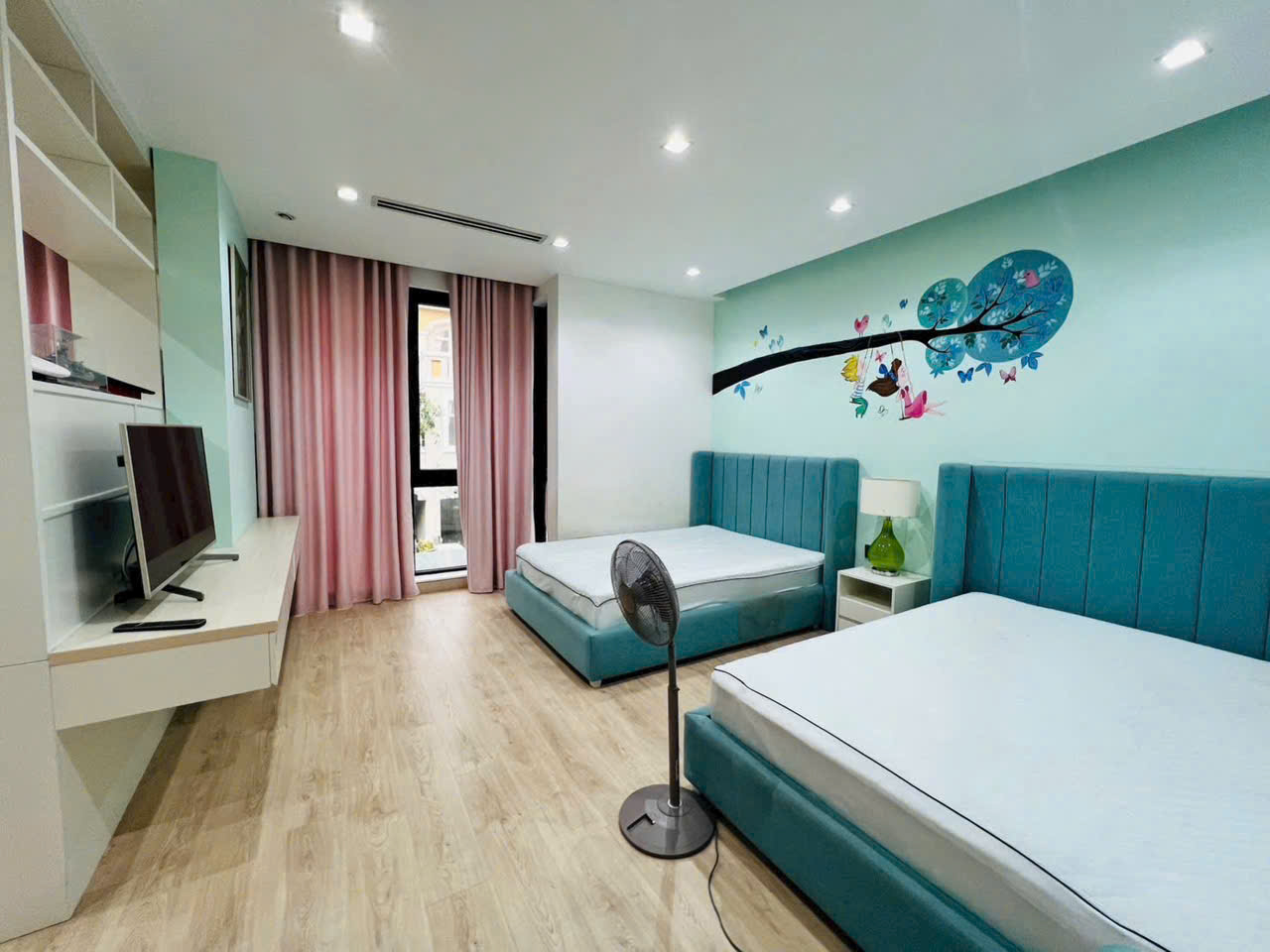 My Thai Phu My Hung quadruple villa for rent with 5 bedrooms with koi pond, garden – 256m2 5