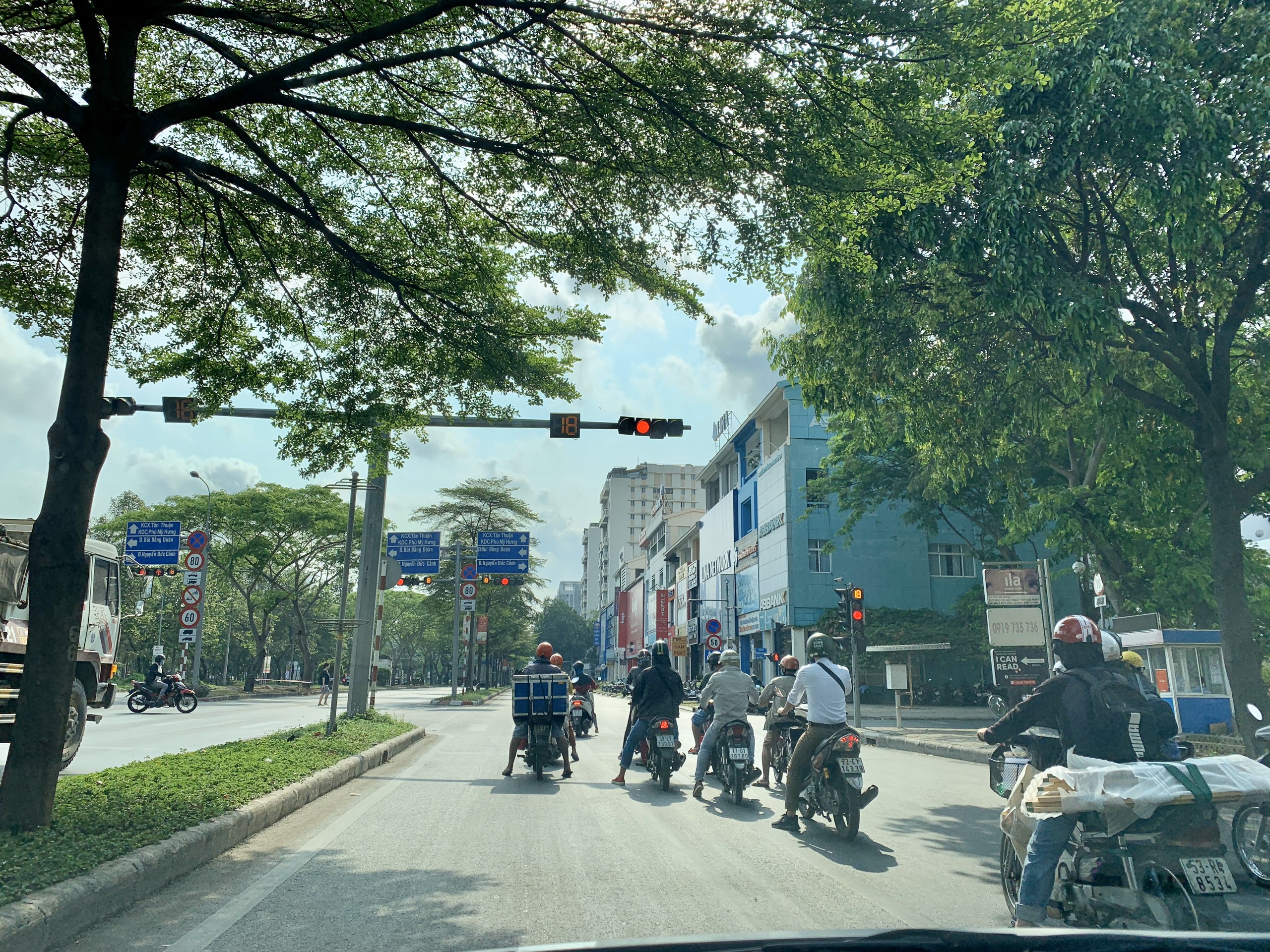 Cần Cho Thuê Nhà Phố Kinh Doanh Mỹ Toàn Nguyễn Văn Linh- Phường Tân Phong- Quận 7