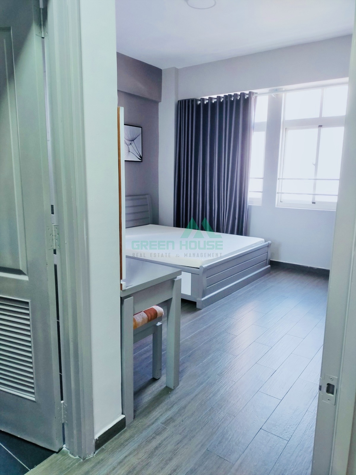 Cho thuê Căn Hộ Cao Cấp Cảnh Viên Phú Mỹ Hưng 8