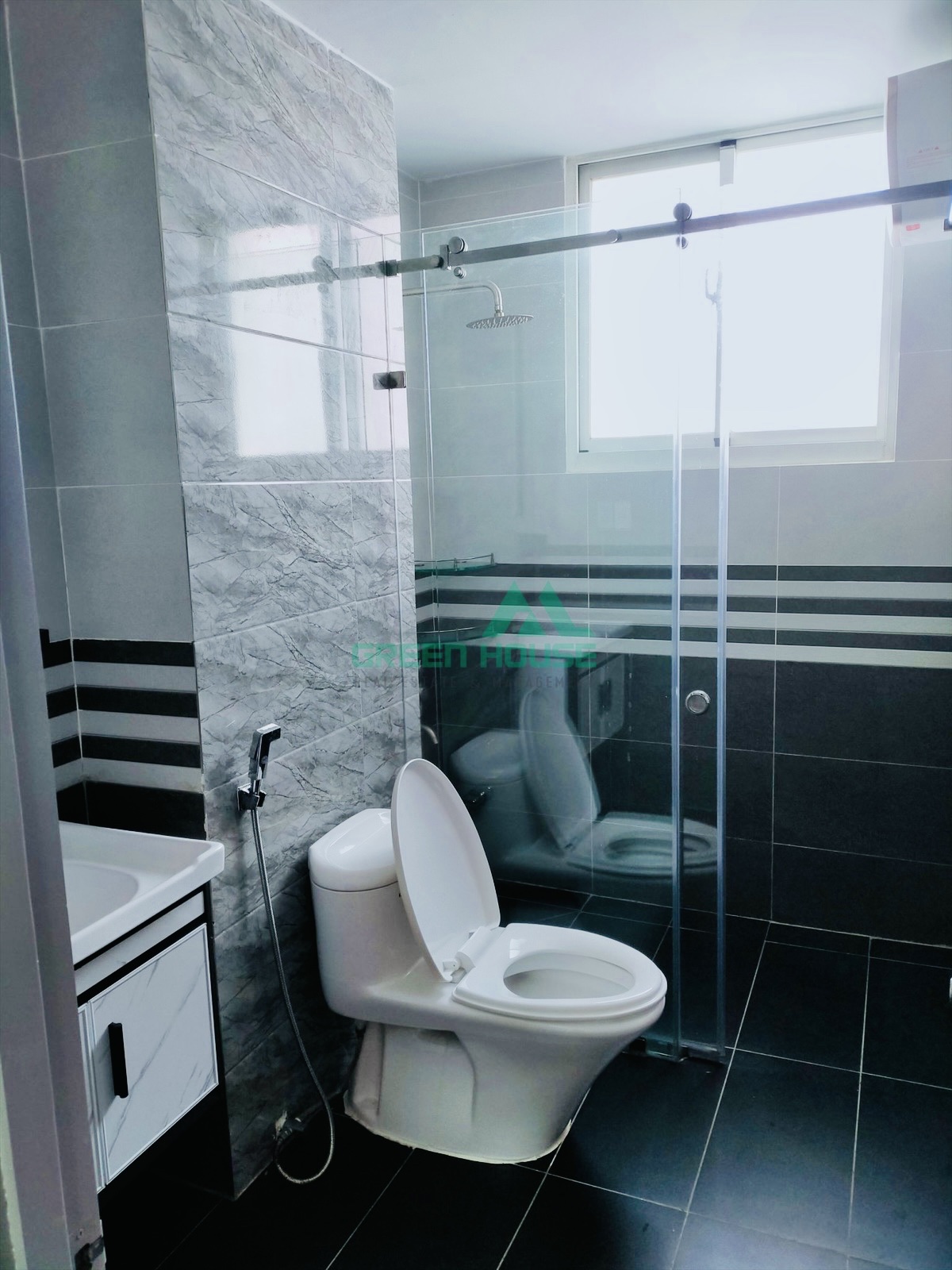 Cho thuê Căn Hộ Cao Cấp Cảnh Viên Phú Mỹ Hưng 10