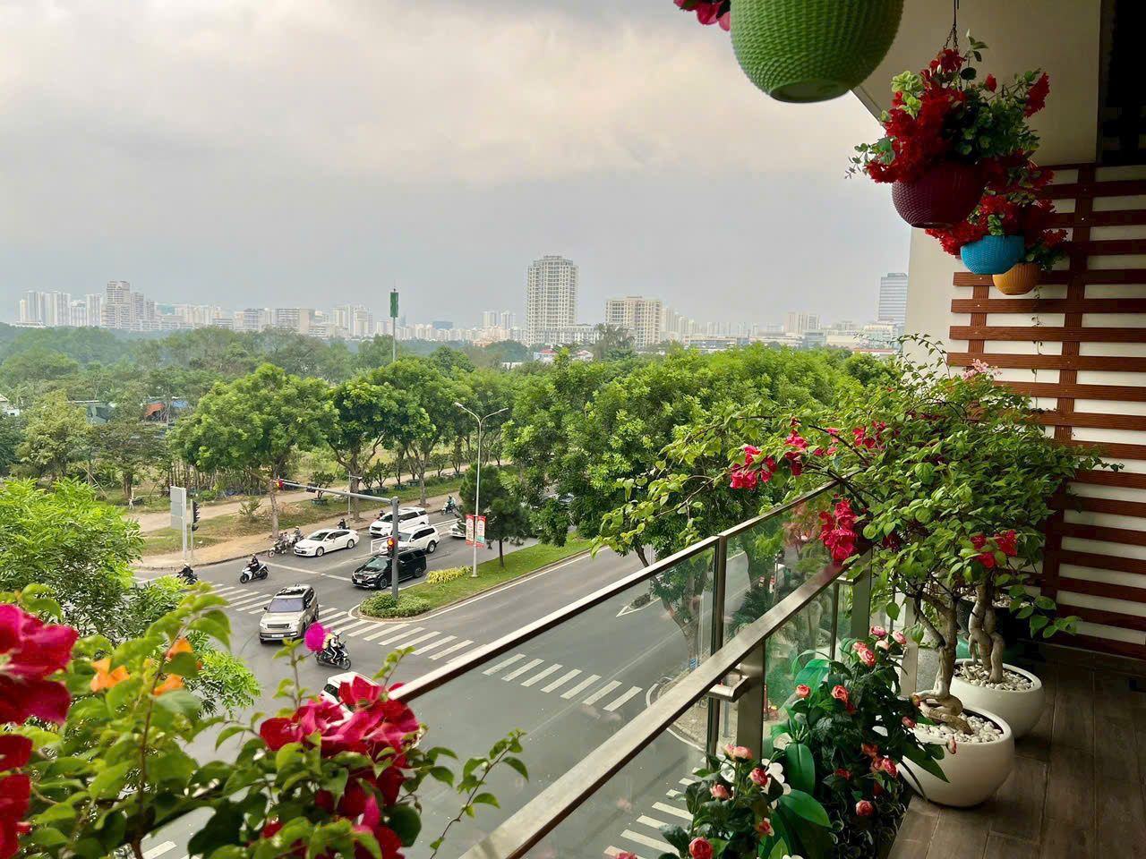 Bán căn hộ Ascentia Phú Mỹ Hưng, Quận 7 căn góc 3 mặt tiền có 6 phòng ngủ, 2 ô xe định danh 1