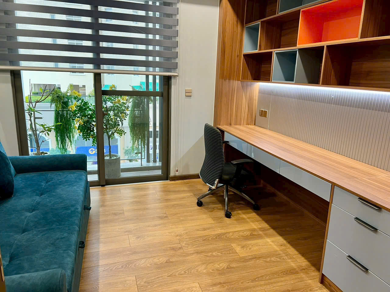 Bán căn hộ Ascentia Phú Mỹ Hưng, Quận 7 căn góc 3 mặt tiền có 6 phòng ngủ, 2 ô xe định danh 6