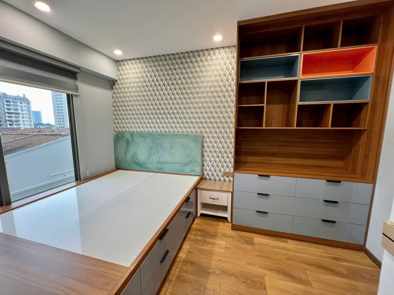 Bán căn hộ Ascentia Phú Mỹ Hưng, Quận 7 căn góc 3 mặt tiền có 6 phòng ngủ, 2 ô xe định danh 3