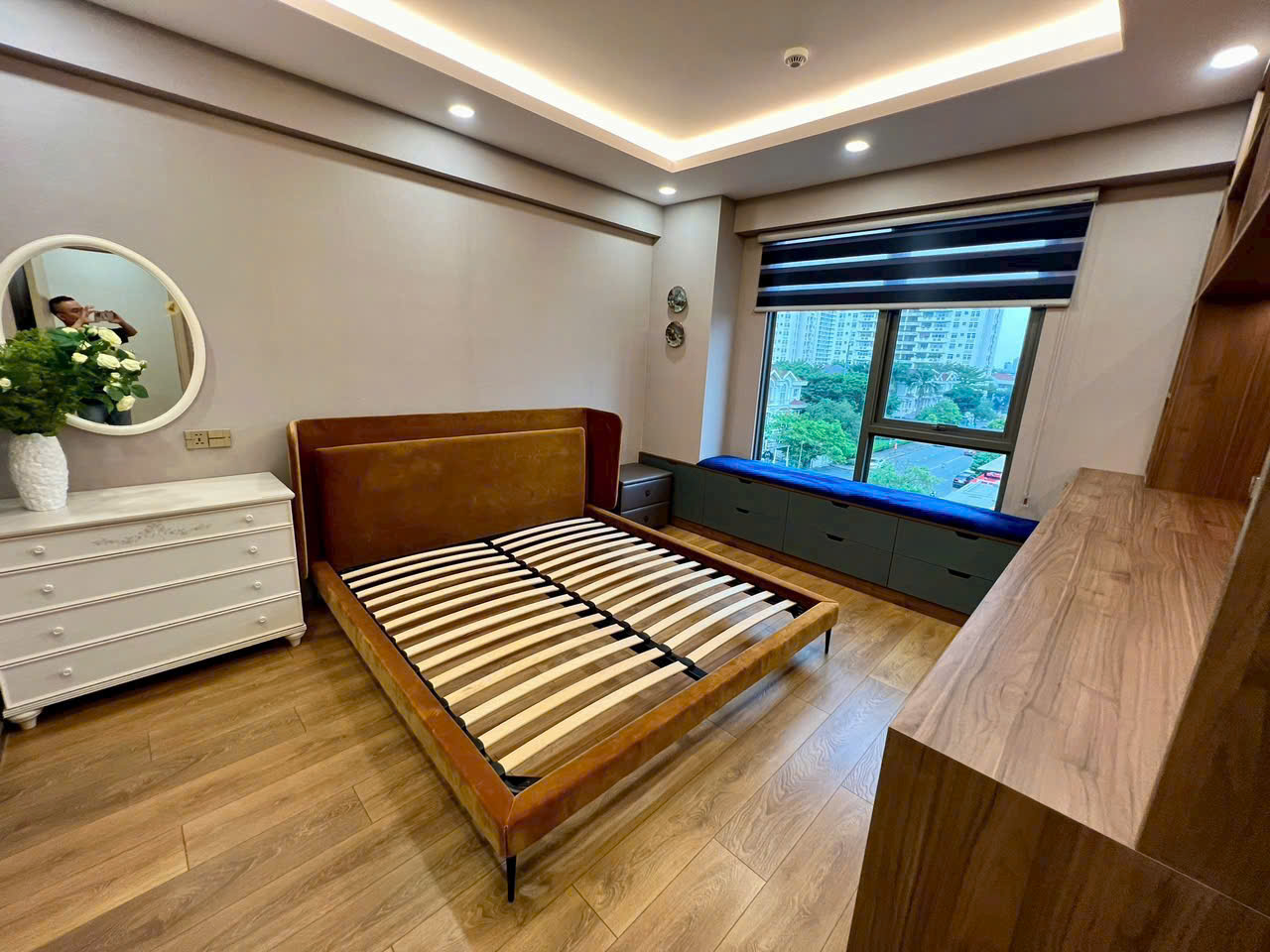 Bán căn hộ Ascentia Phú Mỹ Hưng, Quận 7 căn góc 3 mặt tiền có 6 phòng ngủ, 2 ô xe định danh 2