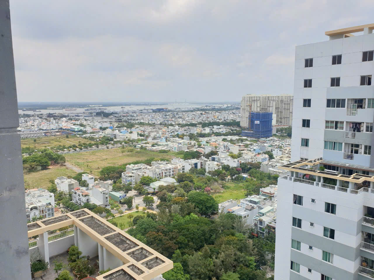 Bán căn hộ Belleza Quận 7 khu thương mại lầu 25 có 3 phòng ngủ 2