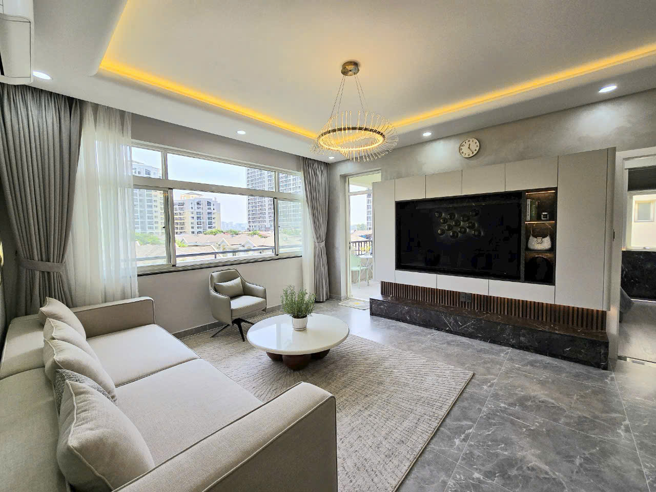 Canh Vien 2 Phu My Hung apartment for rent with 3 bedrooms with parking lot on the 5th floor – 118m2 3