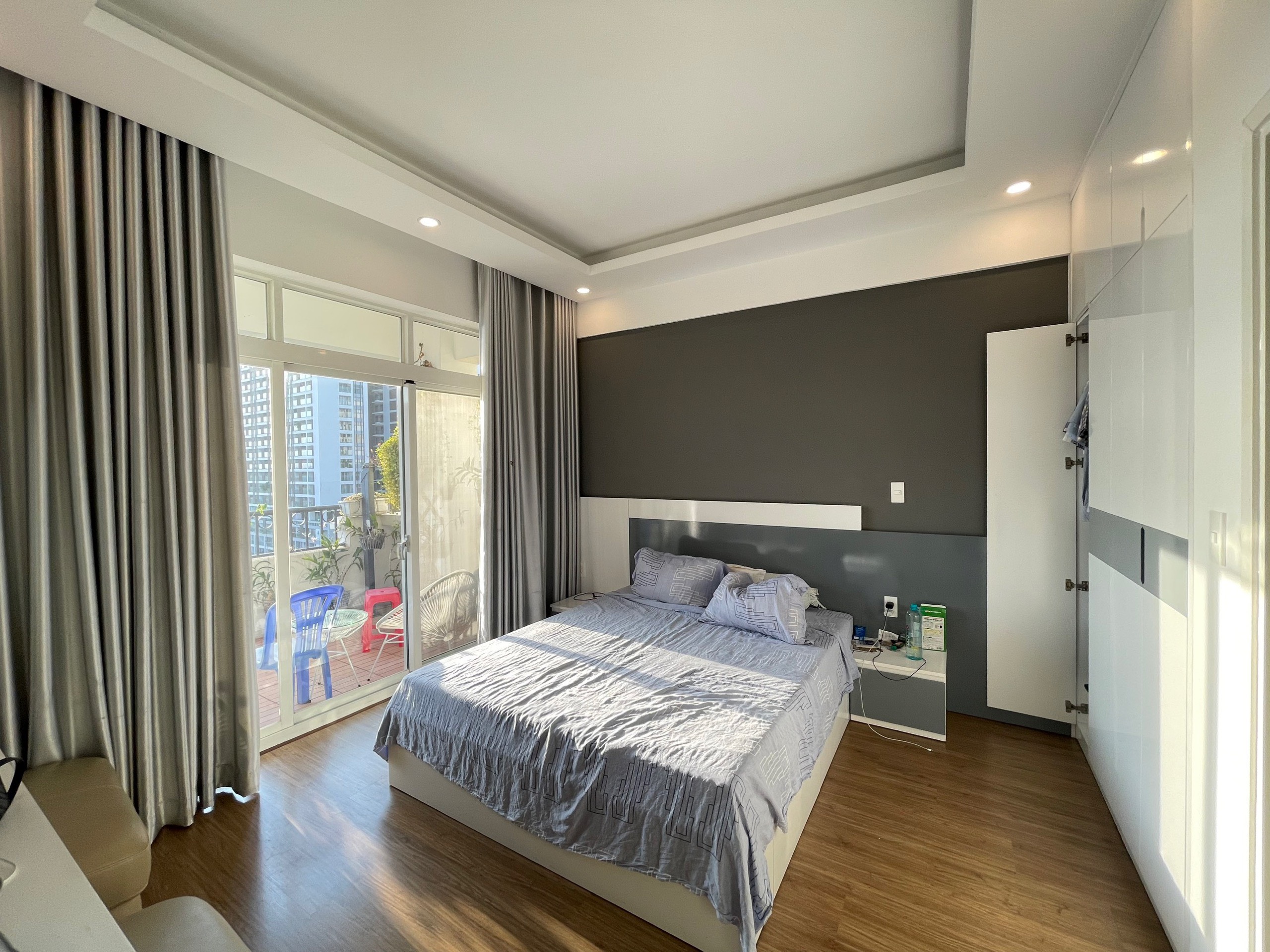 Bán căn hộ Cảnh Viên 2 Phú Mỹ Hưng, Quận 7 có 3 phòng ngủ nột thất đẹp, lầu cao 1