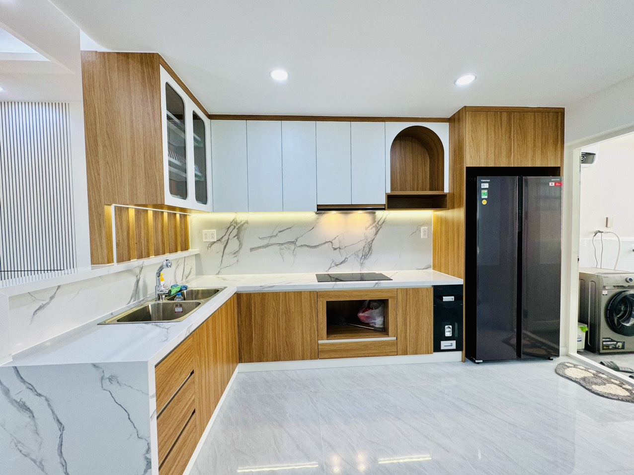 Cho thuê căn hộ Cảnh Viên 2 Phú Mỹ Hưng, Quận 7 nhà mới đẹp có 3 phòng ngủ 9