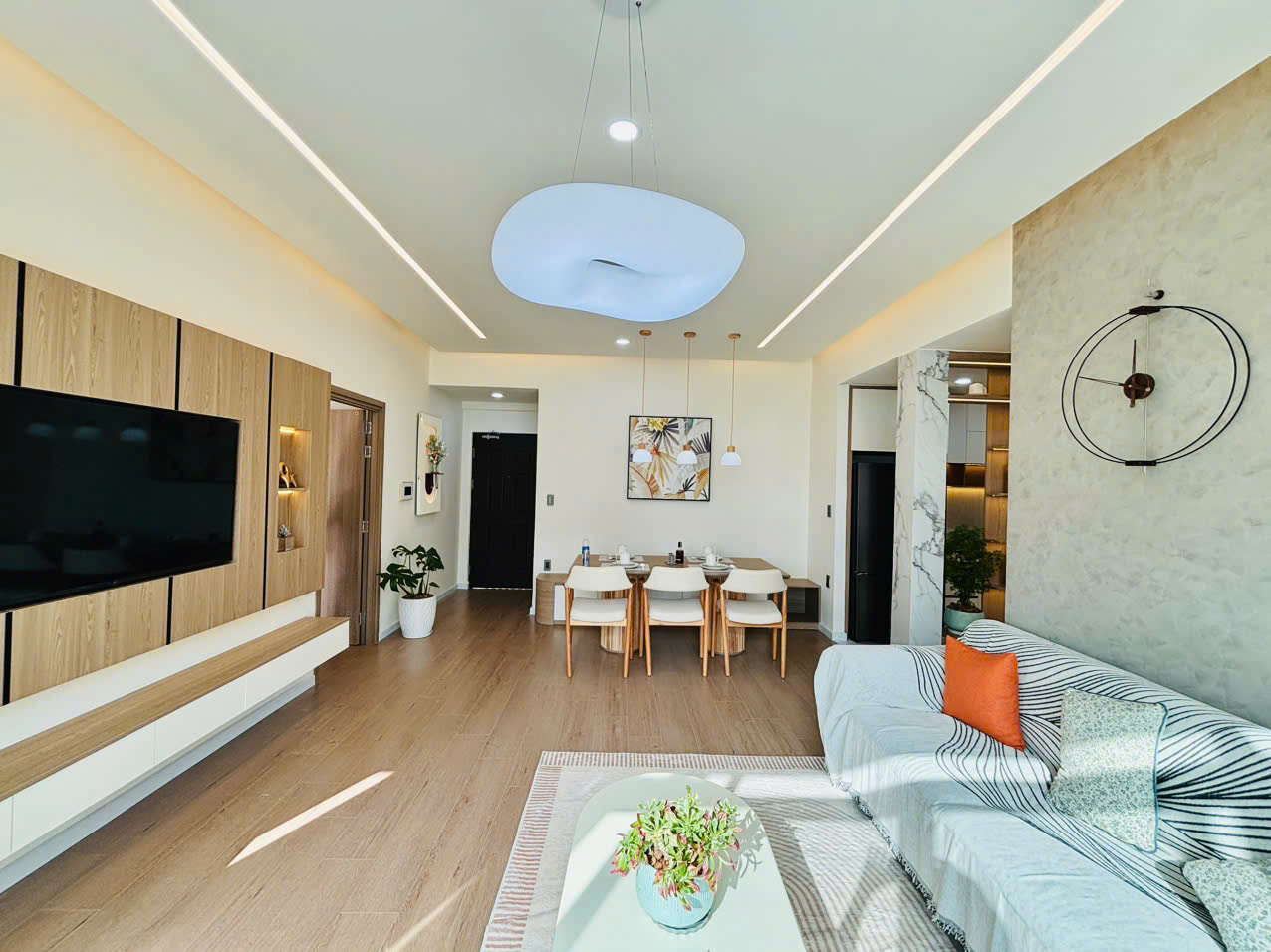 Bán hoặc cho thuê căn hộ Cảnh Viên 3 Phú Mỹ Hưng, Quận 7 nhà mới có 3 phòng ngủ, ô đậu xe ô tô – 117 10