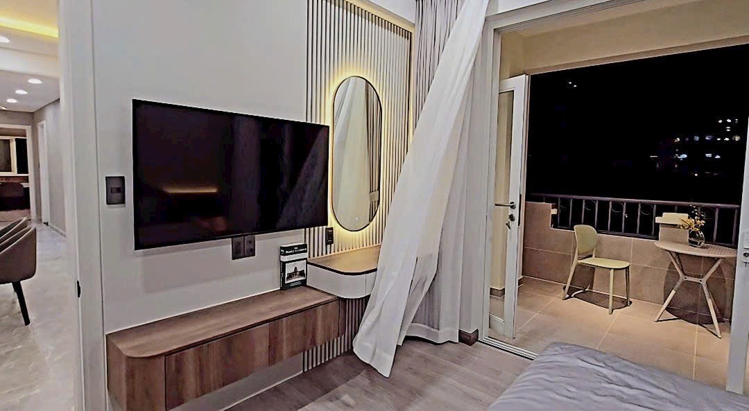 Cho thuê căn hộ Cảnh Viên Phú Mỹ Hưng, Quận 7 có 3 phòng ngủ, bếp mở, ban công rộng 3