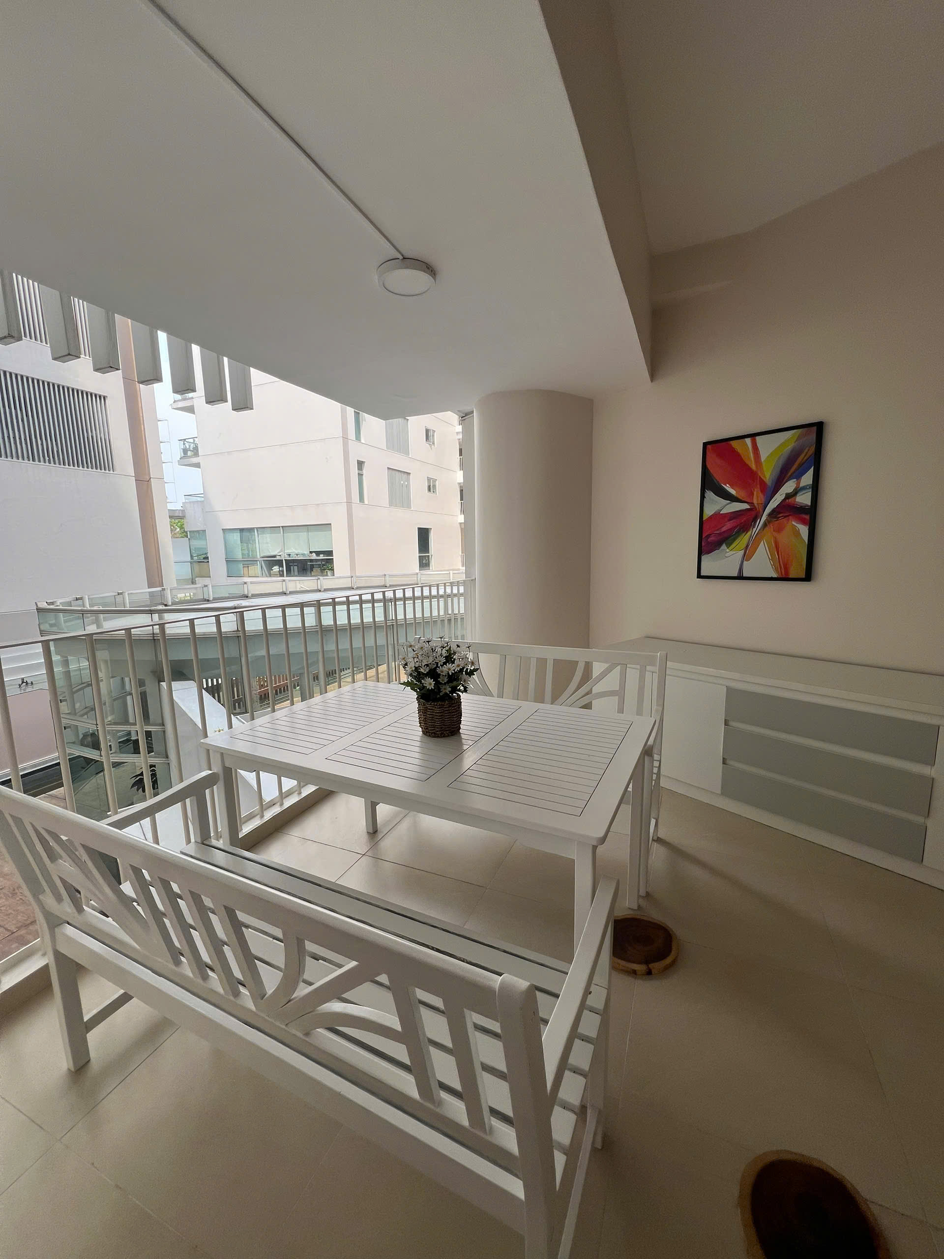 Bán căn hộ cao cấp Garden Court 1 Phú Mỹ Hưng, Quận 7 có 3 phòng ngủ, 2 sân vườn trước và sau 10