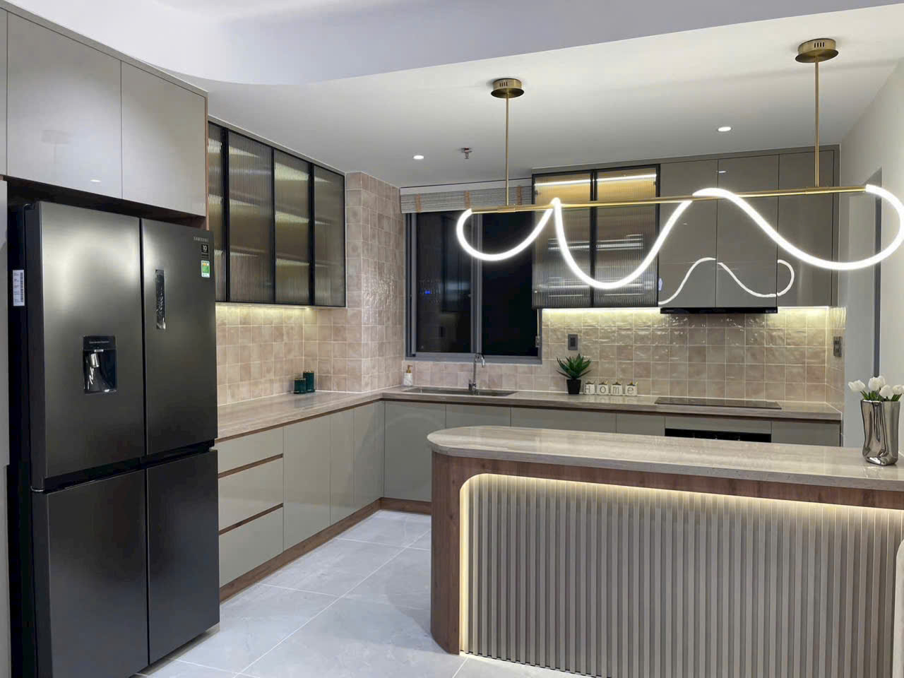 Cho thuê căn hộ cao cấp Green Valley Phú Mỹ Hưng, Quận 7 căn góc có 3 phòng ngủ bếp mở thoáng –120m2 3