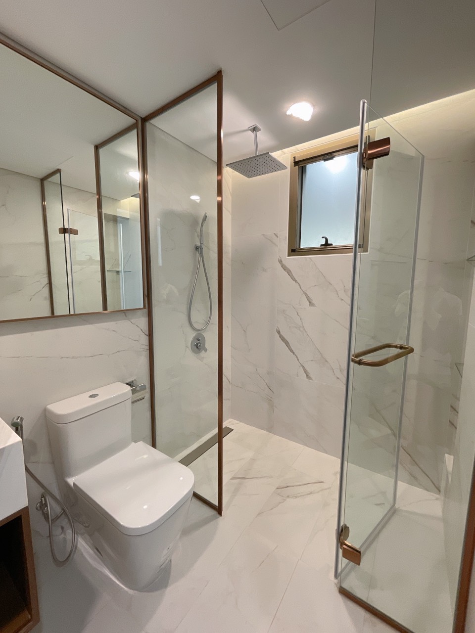 Midtown luxury apartment for rent in Phu My Hung, District 7 with 2 bedrooms with park view 8