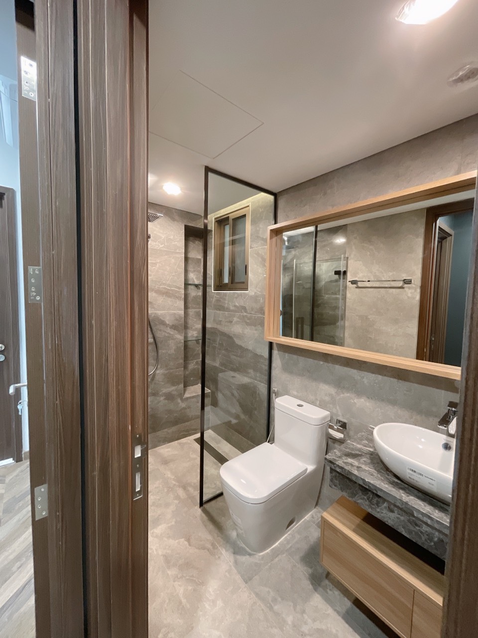 Midtown luxury apartment for rent in Phu My Hung, District 7 with 2 bedrooms with park view 7