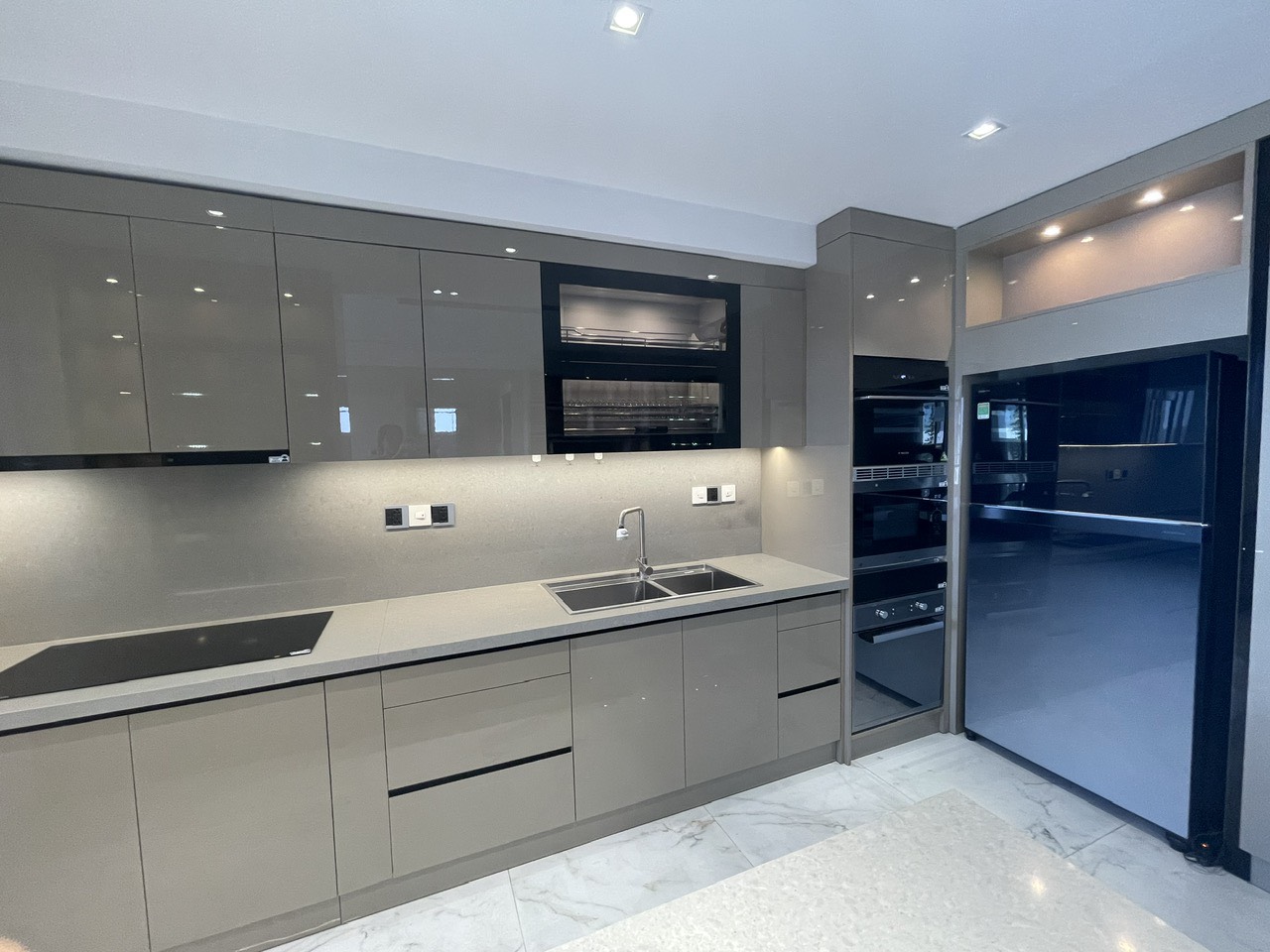 Cho thuê căn hộ cao cấp RiverPark Phú Mỹ Hưng Quận 7 có 3 phòng ngủ lầu cao view sông 4