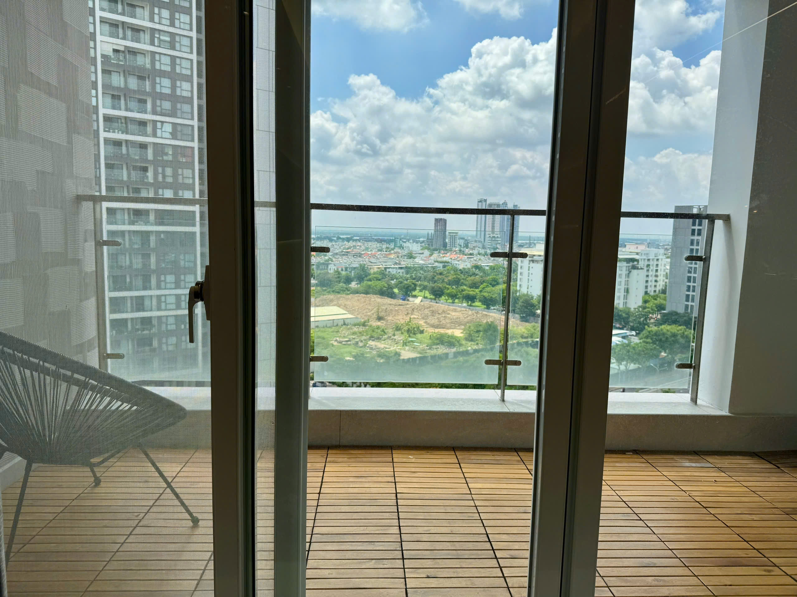 Bán hoặc cho thuê căn hộ Riverside Residence Phú Mỹ Hưng, Quận 7 có 3 phòng ngủ, lầu 11 – 146m2 15