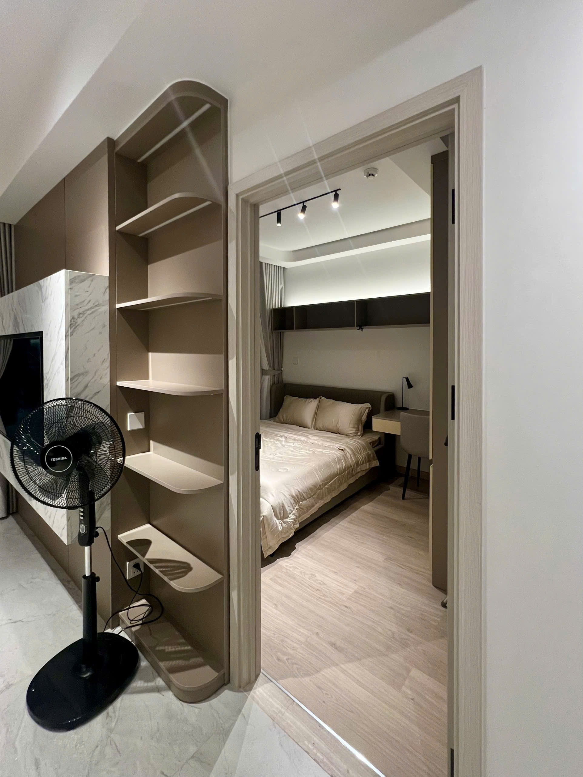 Cho thuê căn hộ Cardinal Court Phú Mỹ Hưng, Quận 7 thiết kế 2 phòng ngủ, đầy đủ nội thất – 76m2 6