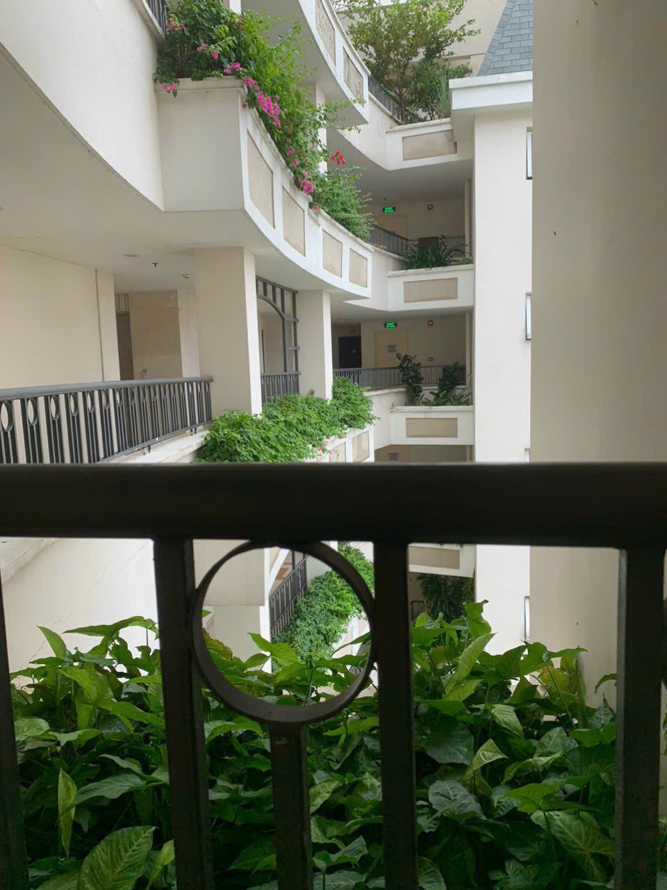 Serviced apartment for rent in Canh Vien 3, Phu My Hung, District 7 with 3 bedrooms 11