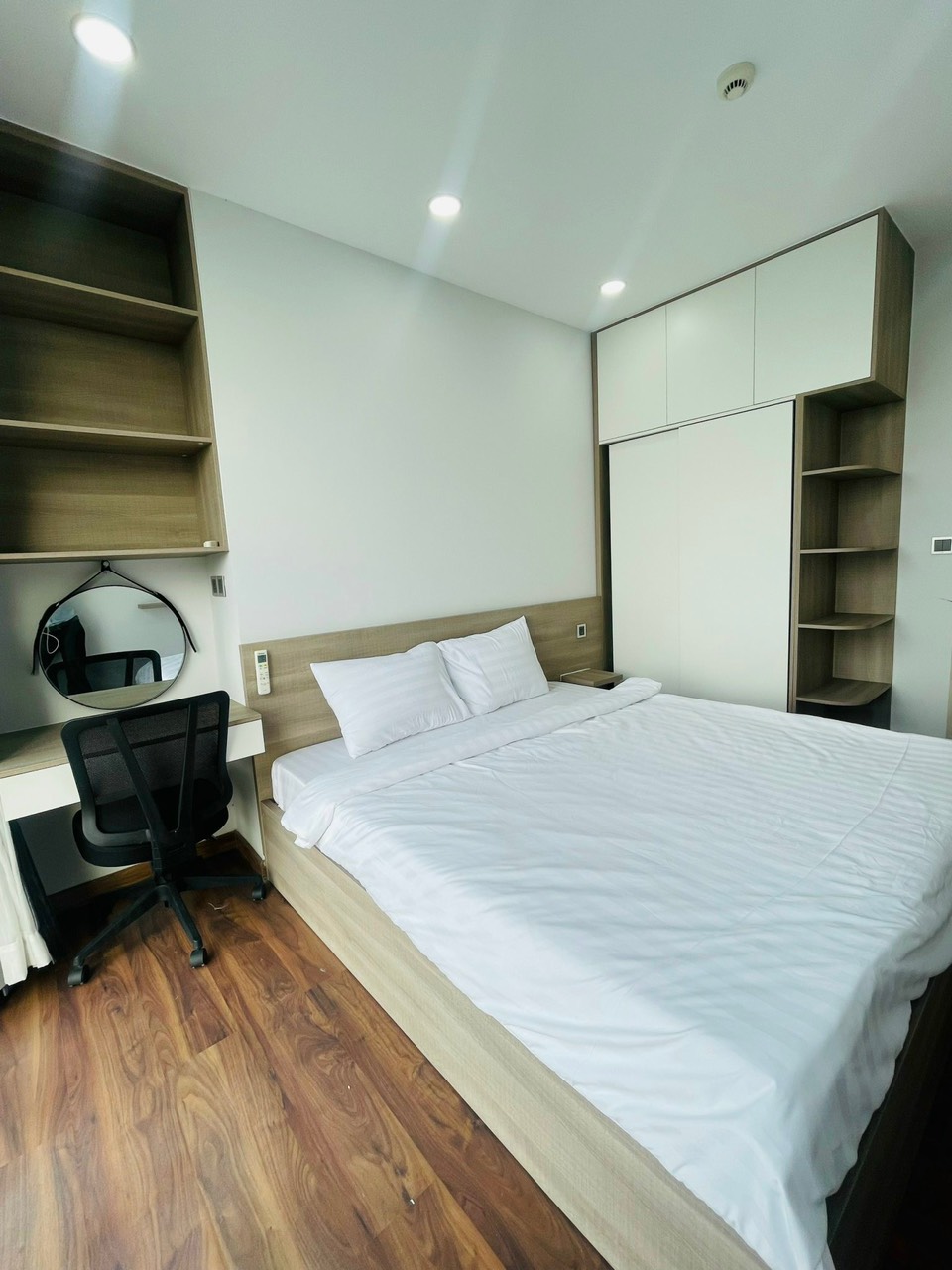 Apartment for rent Midtown in Phu My Hung, District 7 high floor with 3 bedrooms 9