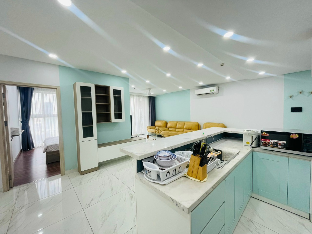 Apartment for rent Midtown in Phu My Hung, District 7 high floor with 3 bedrooms 4