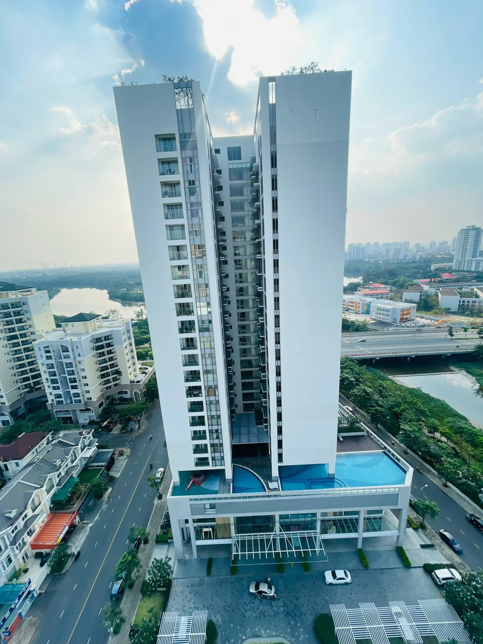 Apartment for rent Midtown in Phu My Hung, District 7 high floor with 3 bedrooms 6