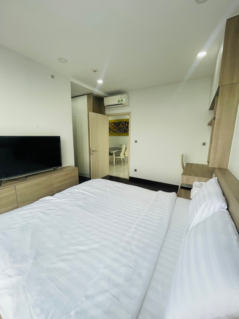 Apartment for rent Midtown in Phu My Hung, District 7 high floor with 3 bedrooms 8