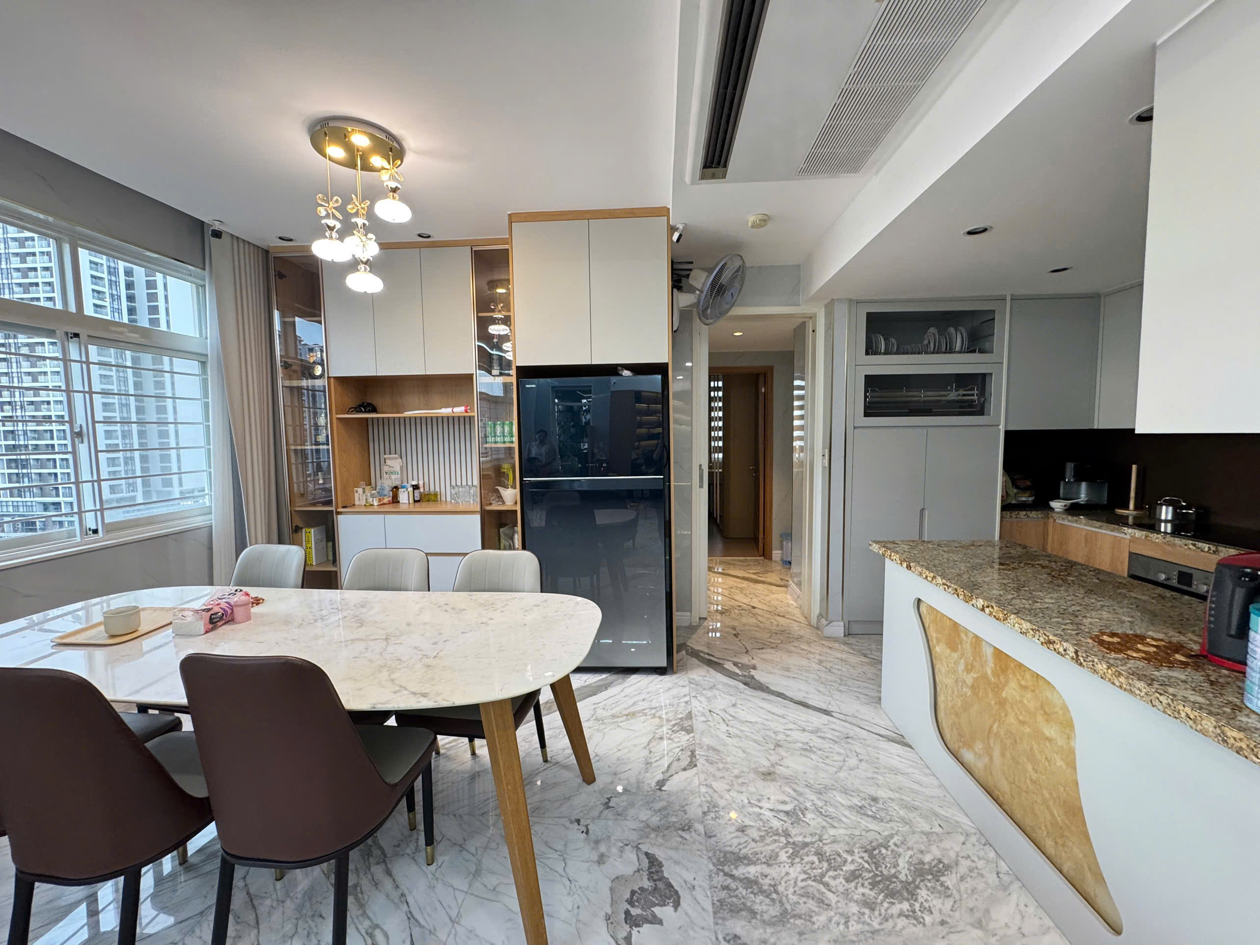 Duplex apartment for sale in Canh Vien Phu My Hung, District 7 designed 4 bedrooms super beautiful corner apartment with European furniture, 10th floor – 170m2 8