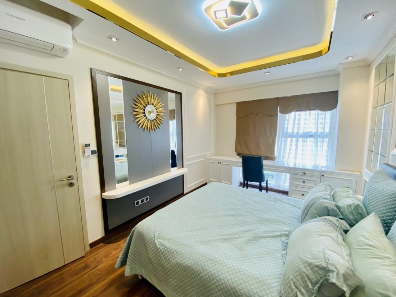 Duplex Happy Valley Premier apartment for rent in Phu My Hung, District 7 has 3 bedrooms with full a 5