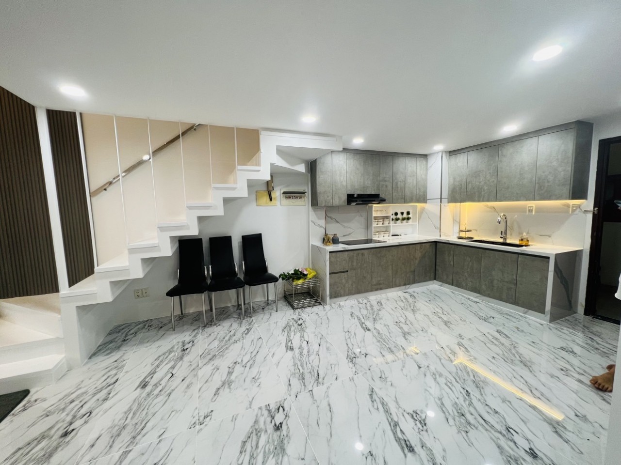 Bán căn hộ Duplex Sky Garden Phú Mỹ Hưng, Quận 7 nhà mới có 3 phòng ngủ 5