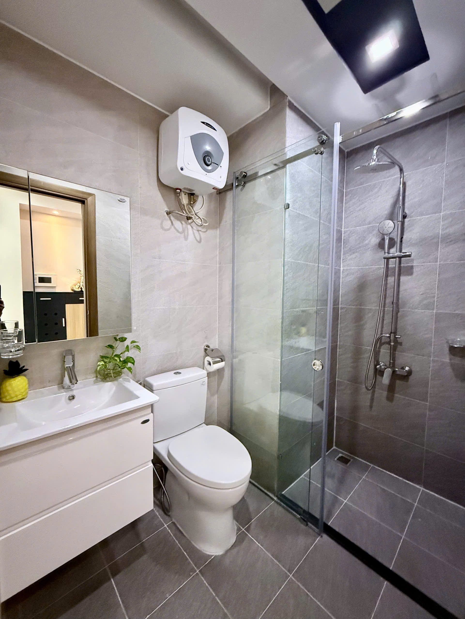 Bán hoặc cho thuê căn hộ Duplex Star Hill Phú Mỹ Hưng, Quận 7 có 3 phòng ngủ lầu 10 đầy đủ nội thất 1