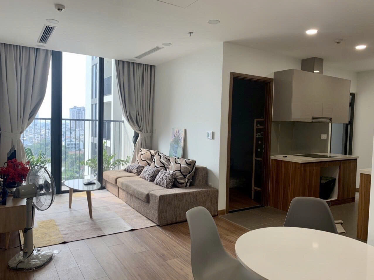 Eco Green apartment for rent in District 7 has 2 bedrooms, fully furnished 3