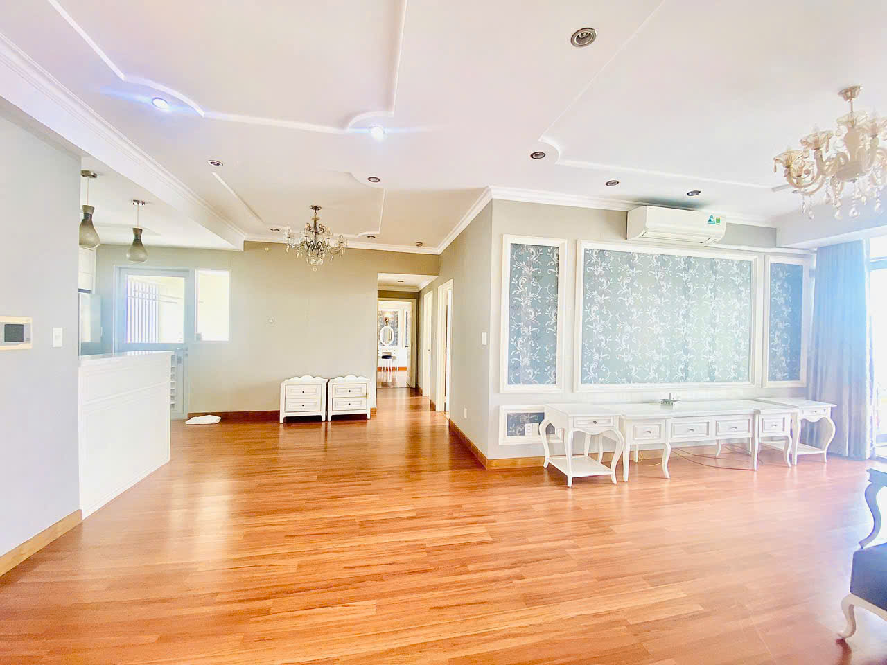 Cho thuê căn hộ Garden Court, Phú Mỹ Hưng, Quận 7 view kênh đào đầy đủ nội thất 11